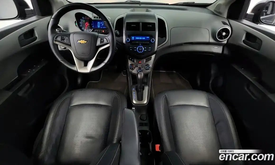 Chevrolet Aveo 2014 1.6 Автомат в Москве № 39878, фото 17