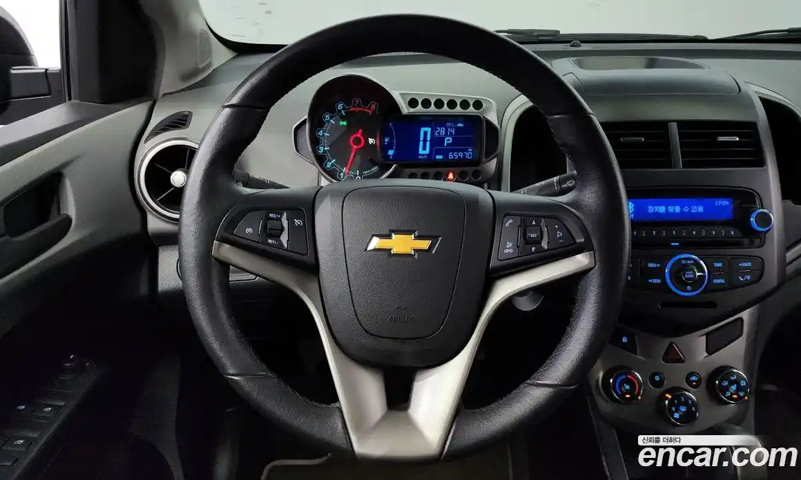 Chevrolet Aveo 2014 1.6 Автомат в Москве № 39878, фото 20