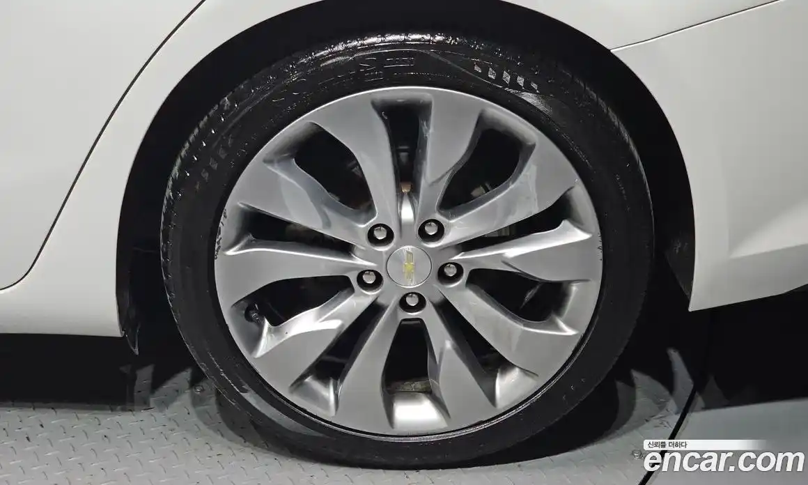 Chevrolet Malibu 2017 2.0 Автомат в Москве № 40228, фото 15