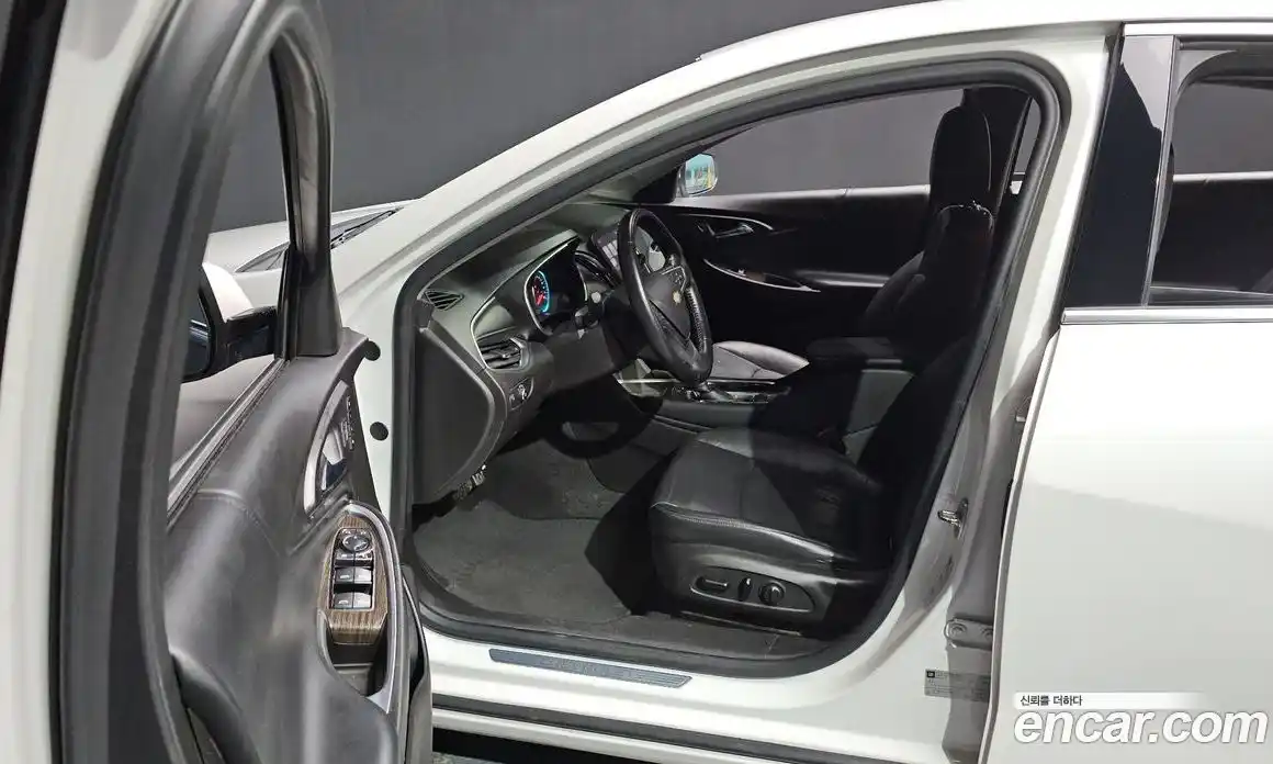 Chevrolet Malibu 2017 2.0 Автомат в Москве № 40228, фото 3