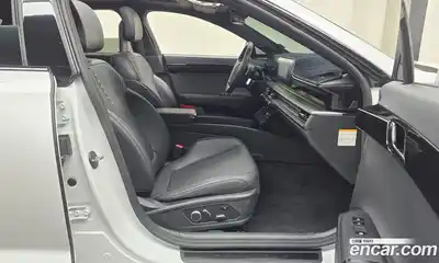 Hyundai Grandeur 2023 1.6 Автомат в Москве № 47598, миниатюра 8