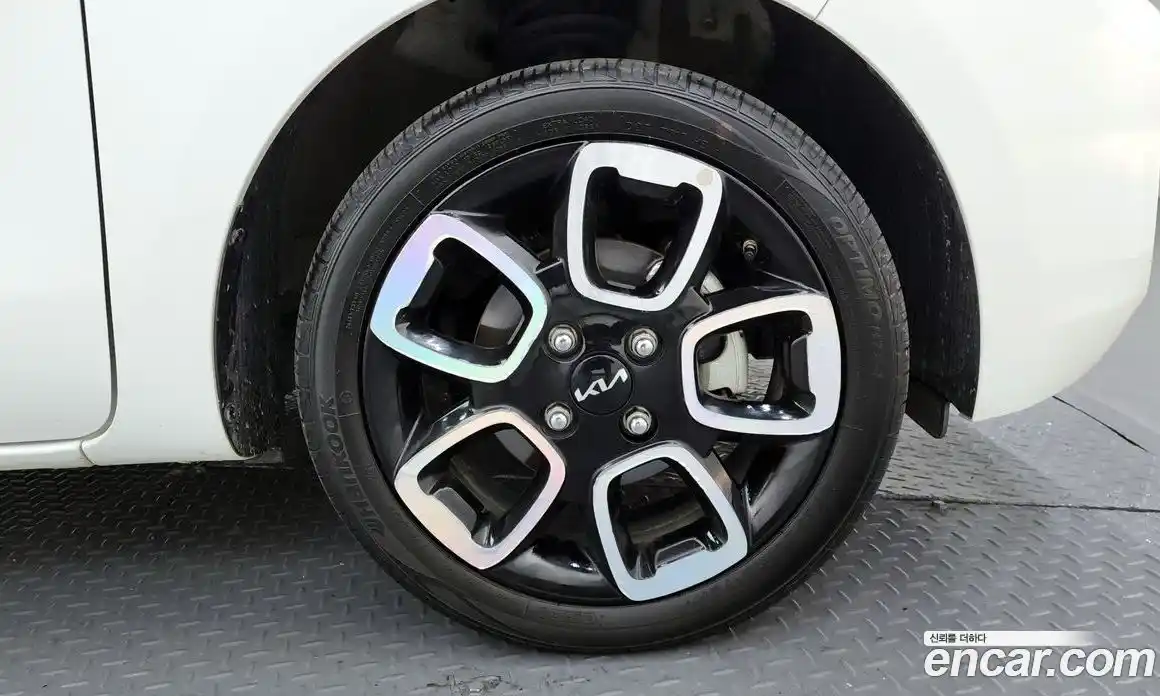 Kia Ray 2022 1.0 Автомат в Москве № 54930, фото 10