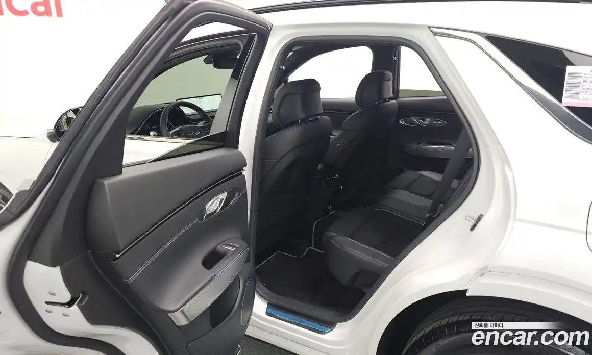 Genesis GV70 2024 2.5 Автомат в Москве № 57028, фото 1