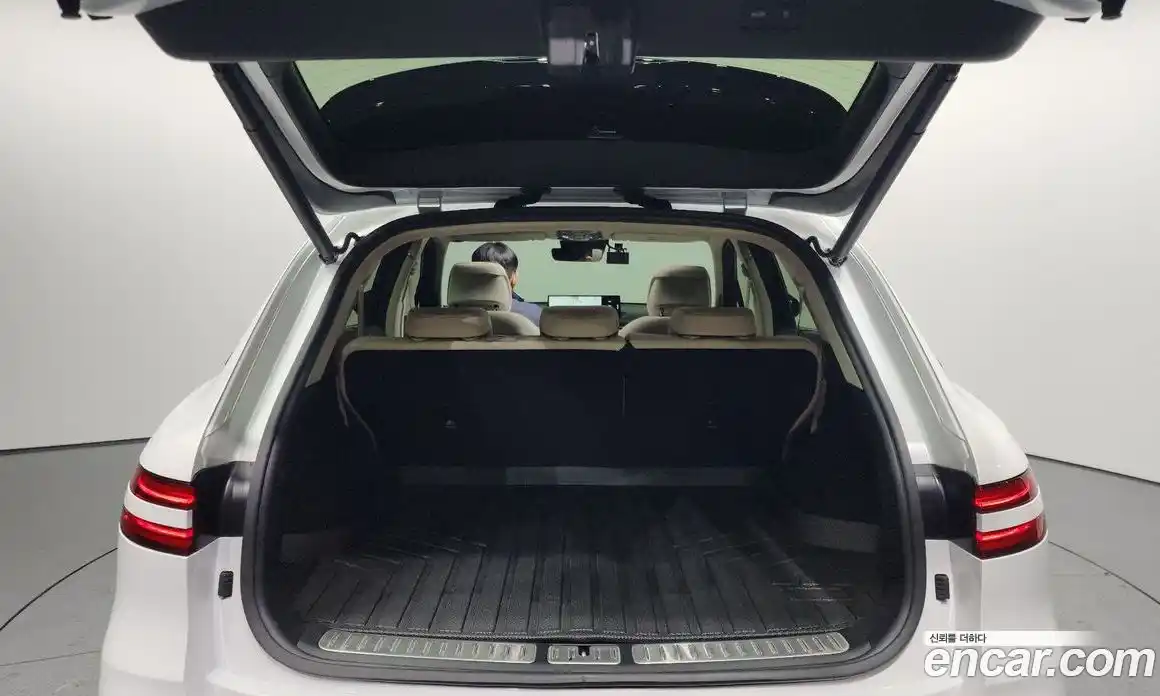 Genesis GV70 2023 2.5 Автомат в Москве № 57579, фото 10