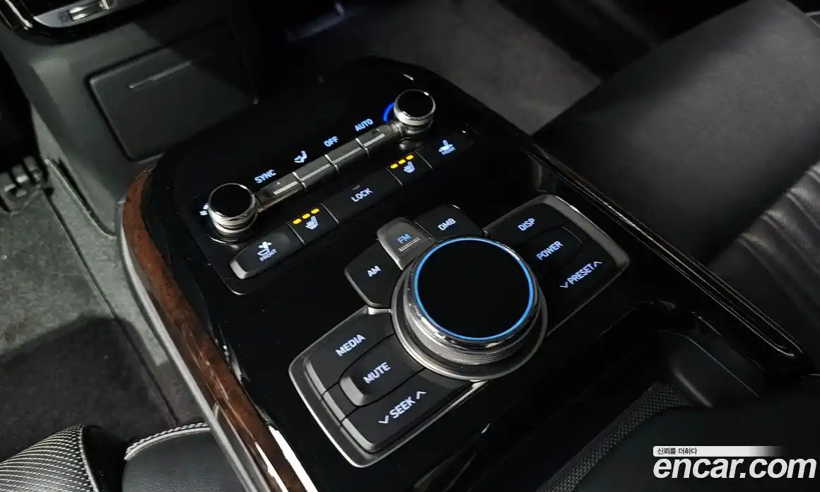 Genesis EQ900 2016 3.3 Автомат в Москве № 59518, фото 8