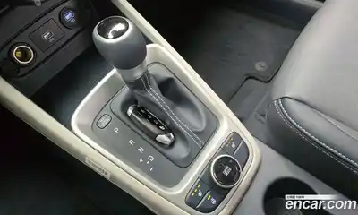 Hyundai Venue 2020 1.6 Автомат в Москве № 6621, миниатюра 4