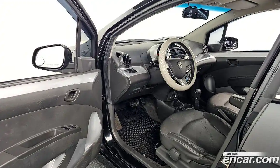 Chevrolet Spark 2013 1.0 Автомат в Москве № 84910, фото 13