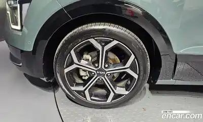 Kia Niro 2023 1.6 Автомат в Москве № 101331, миниатюра 5