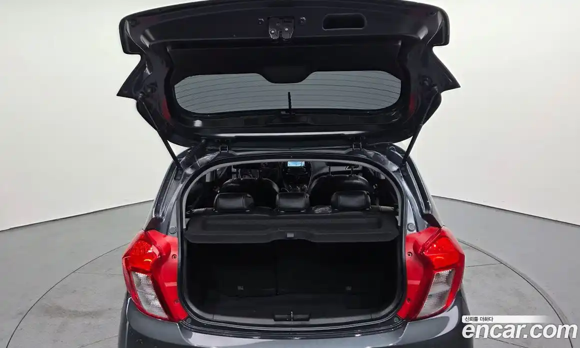 Chevrolet Spark 2019 1.0 Автомат в Москве № 104185, фото 17