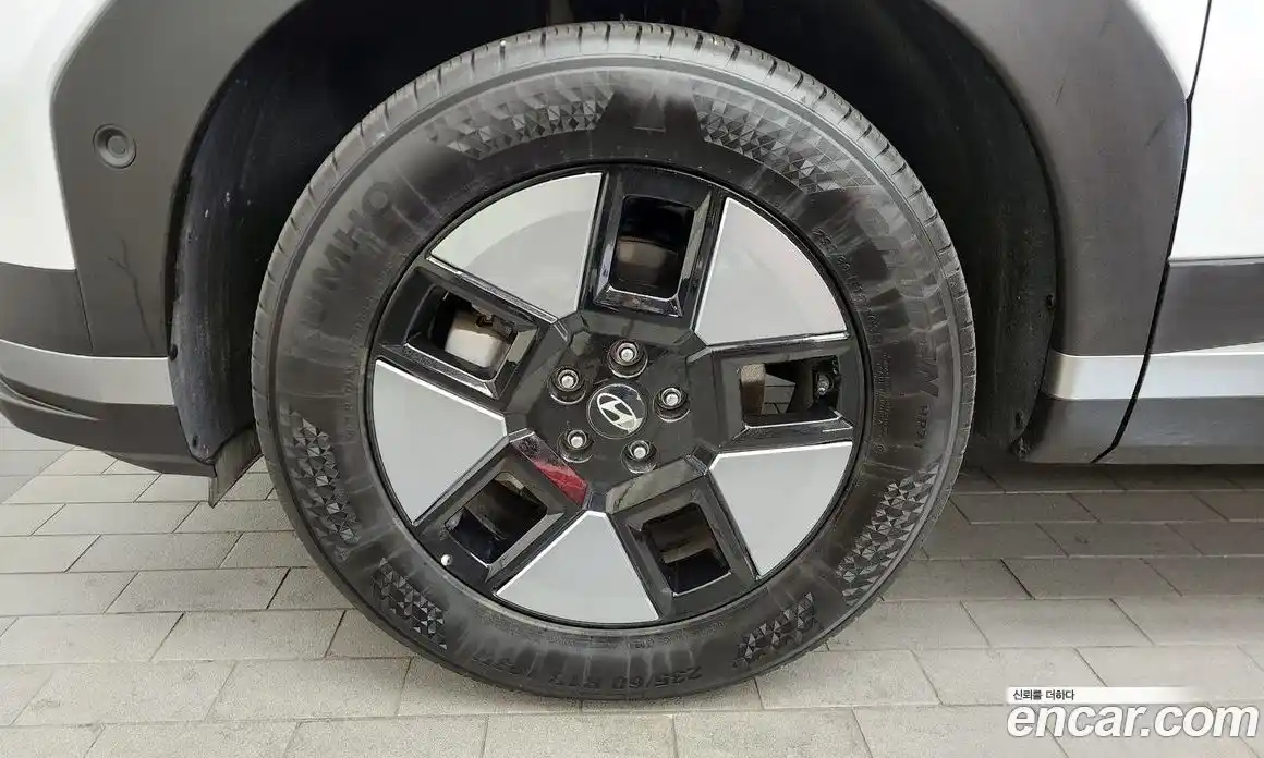 Hyundai Santa Fe 2024 1.6 Автомат в Москве № 110066, фото 13