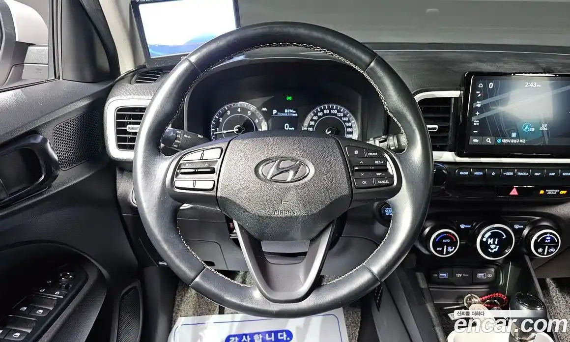 Hyundai Venue 2022 1.6 Автомат в Москве № 110983, фото 1