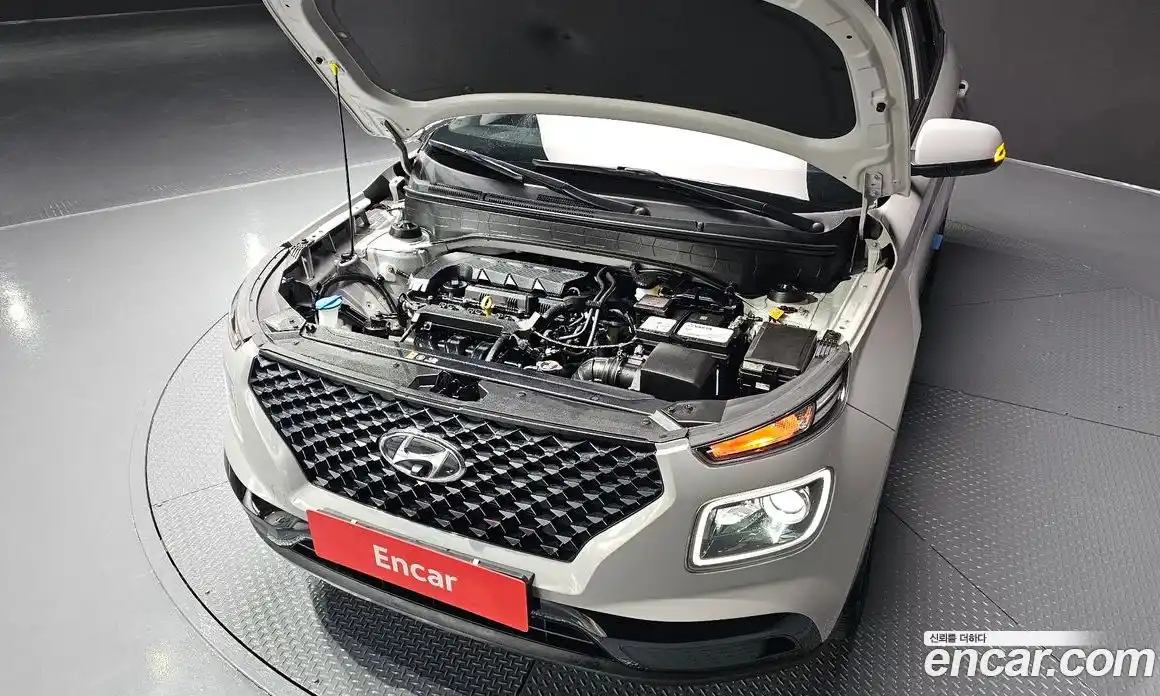 Hyundai Venue 2022 1.6 Автомат в Москве № 110983, фото 15