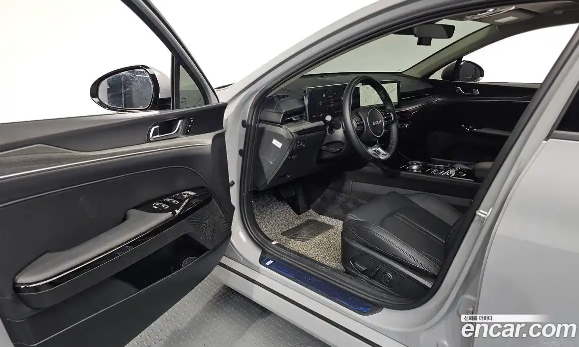 Kia K5 2025 2.0 Автомат в Москве № 114457, фото 13