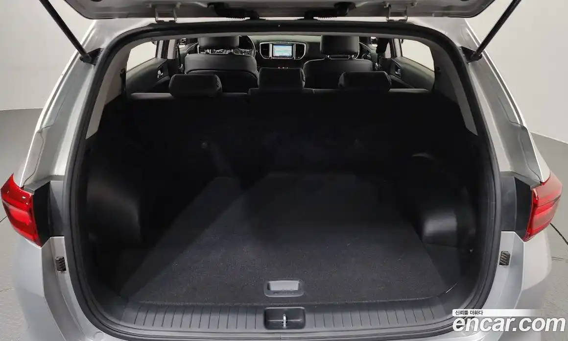 Kia Sportage 2020 2.0 Автомат в Москве № 115665, фото 19