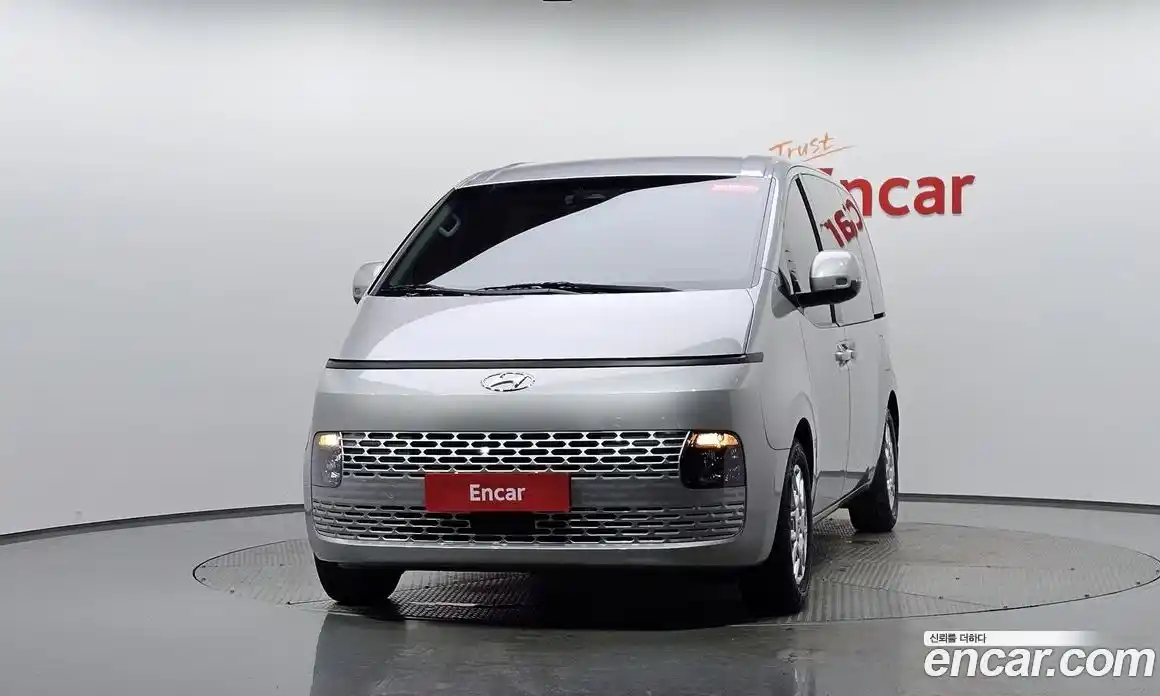 Hyundai Staria 2022 2.2 Автомат в Москве № 119629, фото 13