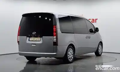 Hyundai Staria 2022 2.2 Автомат в Москве № 119629, миниатюра 5