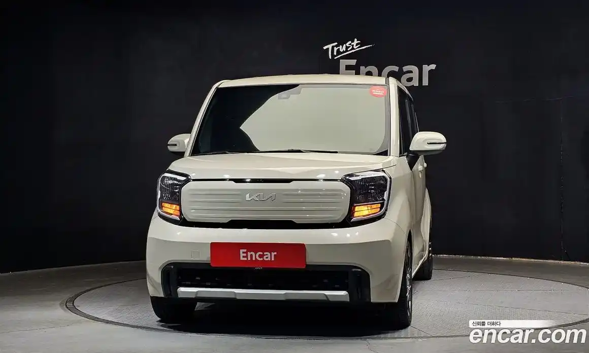 Kia Ray 2023 1.0 Автомат в Москве № 122295, фото 16