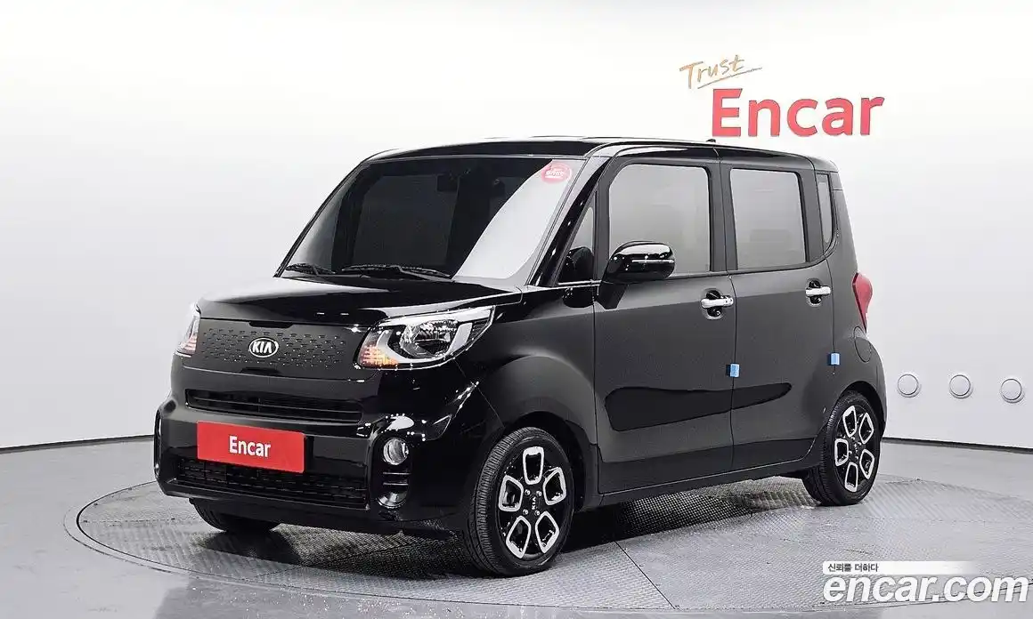 Kia Ray 2021 1.0 Автомат в Москве № 124227, фото 3