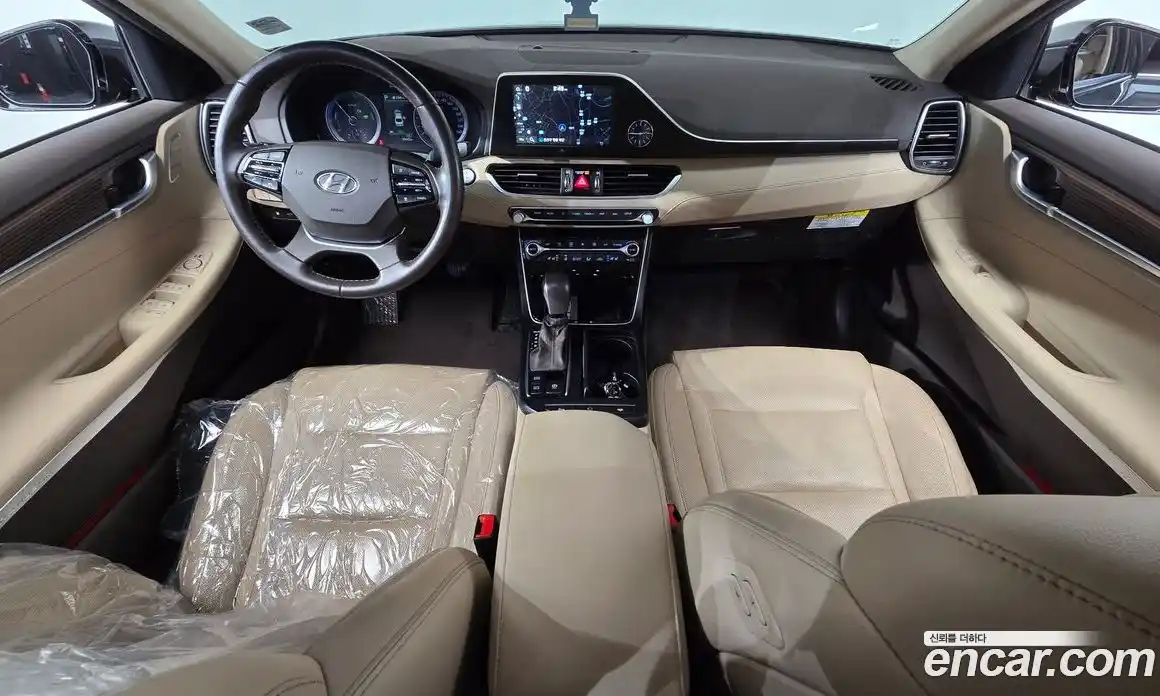 Hyundai Grandeur 2018 2.4 Автомат в Москве № 126063, фото 15