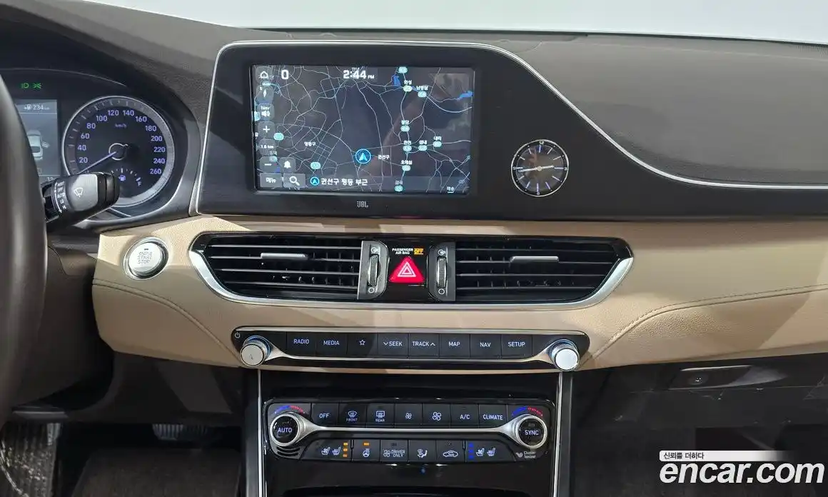 Hyundai Grandeur 2018 2.4 Автомат в Москве № 126063, фото 18