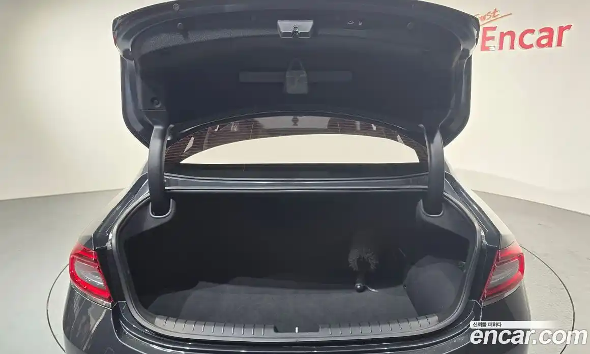 Hyundai Grandeur 2018 2.4 Автомат в Москве № 126063, фото 20