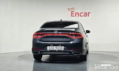 Hyundai Grandeur 2018 2.4 Автомат в Москве № 126063, миниатюра 3