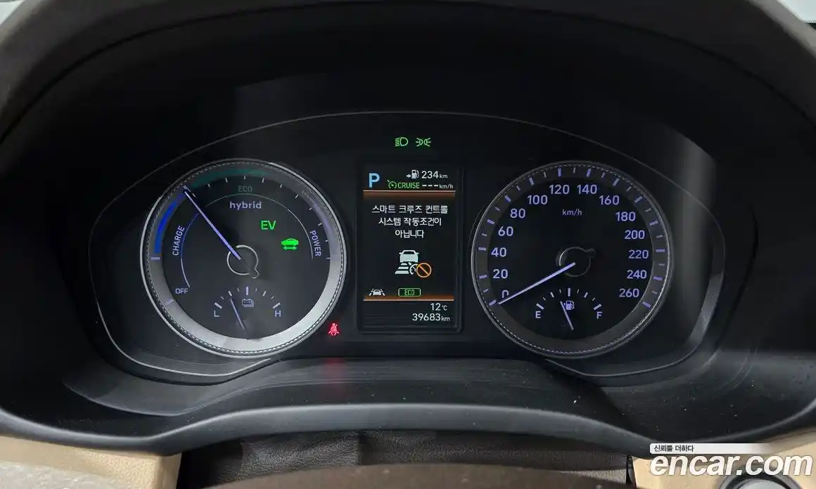 Hyundai Grandeur 2018 2.4 Автомат в Москве № 126063, фото 8