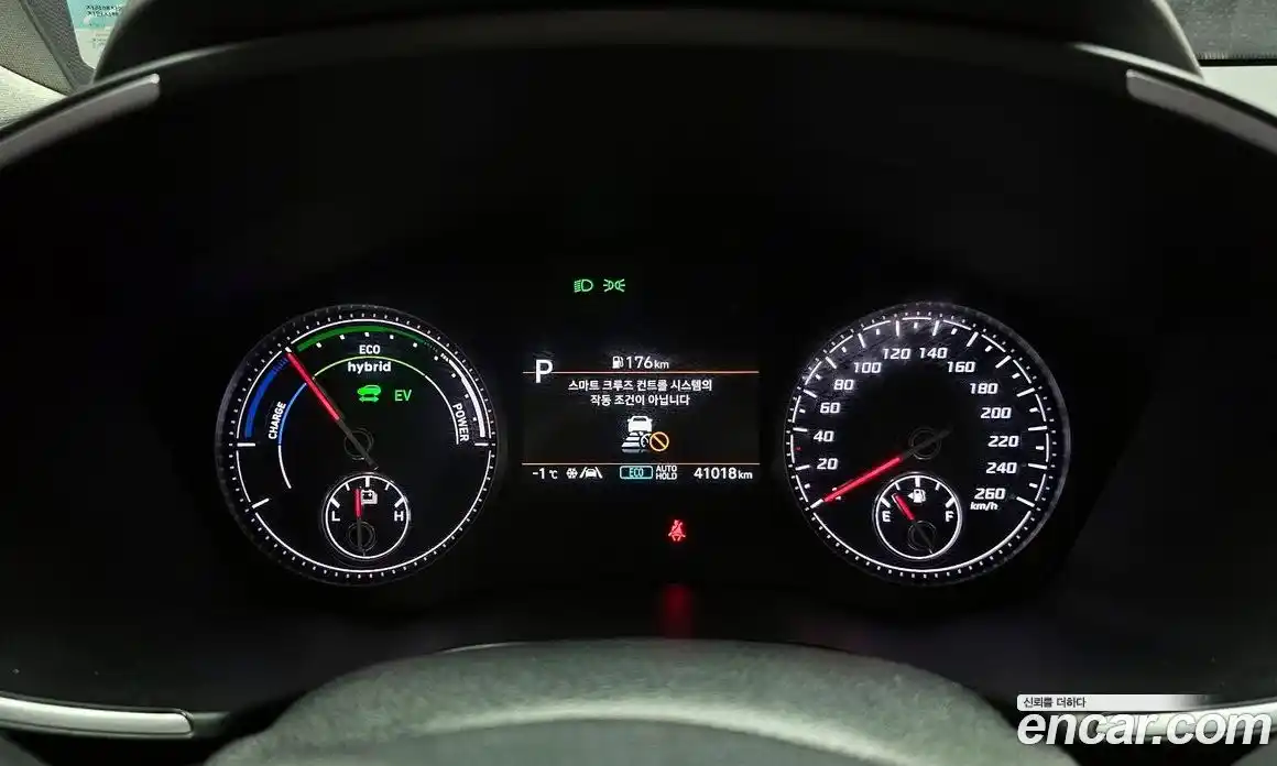 Hyundai Santa Fe 2022 1.6 Автомат в Москве № 126203, фото 13