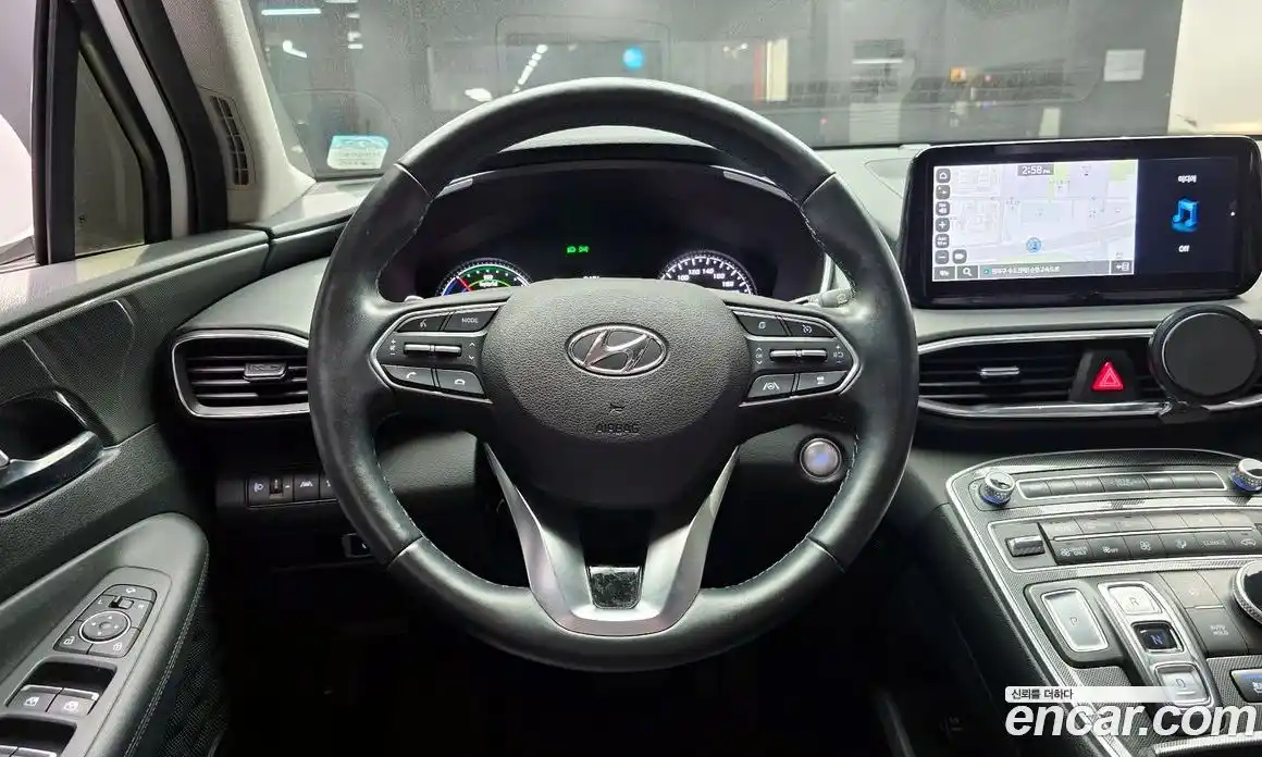 Hyundai Santa Fe 2022 1.6 Автомат в Москве № 126203, фото 14