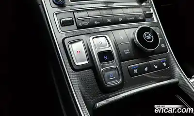 Hyundai Santa Fe 2022 1.6 Автомат в Москве № 126203, миниатюра 2