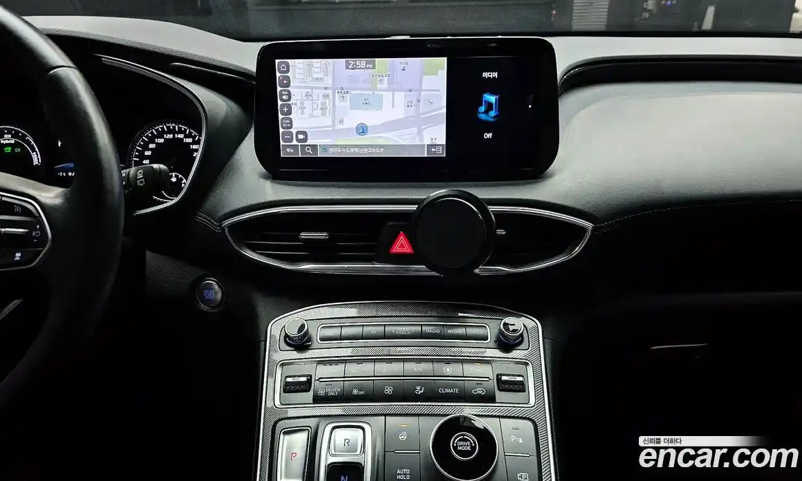 Hyundai Santa Fe 2022 1.6 Автомат в Москве № 126203, фото 7