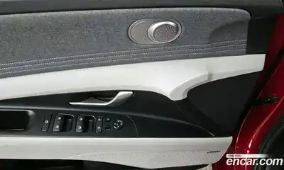 Hyundai Avante 2021 1.6 Автомат в Москве № 126987, миниатюра 12