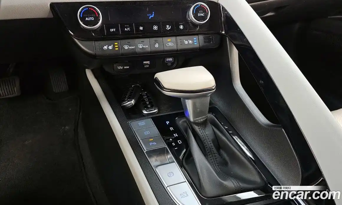 Hyundai Avante 2021 1.6 Автомат в Москве № 126987, фото 16