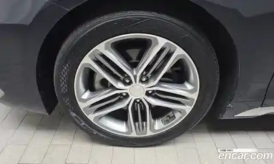 Hyundai Grandeur 2018 2.4 Автомат в Москве № 127470, миниатюра 10