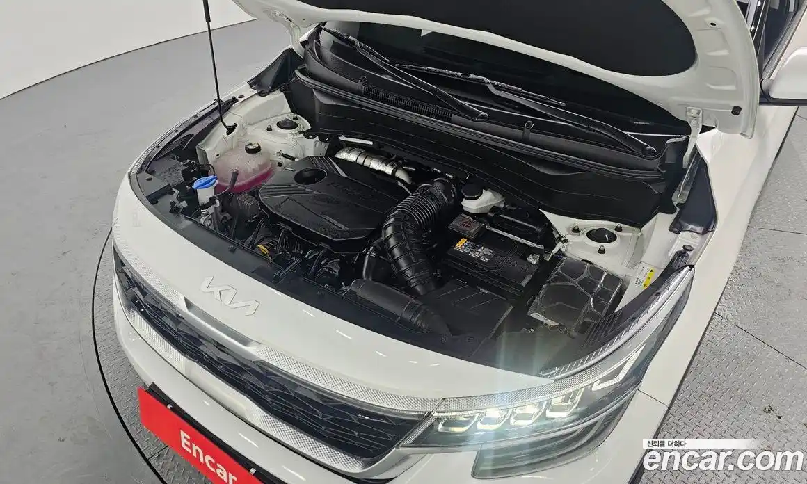 Kia Seltos 2023 1.6 Автомат в Москве № 128122, фото 19