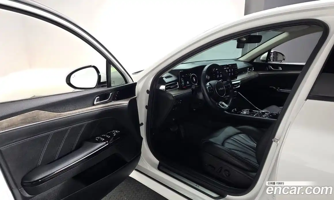 Kia K5 2023 2.0 Автомат в Москве № 131193, фото 16