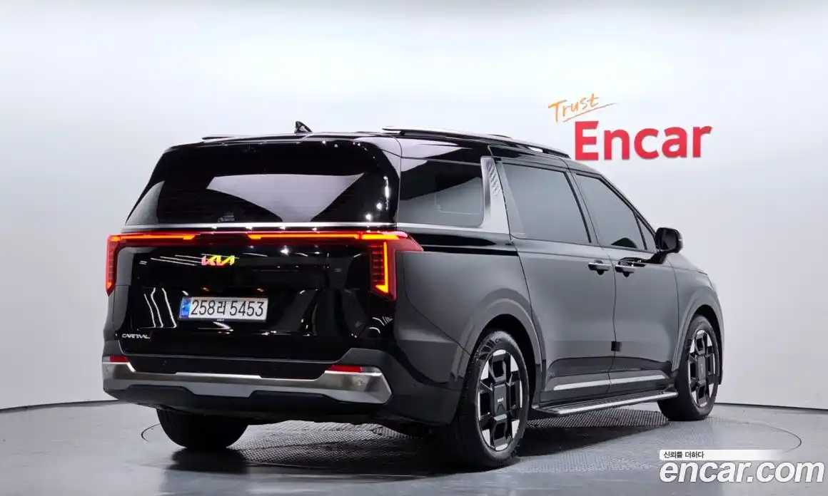 Kia Canival 2025 2.2 Автомат в Москве № 132038, фото 17