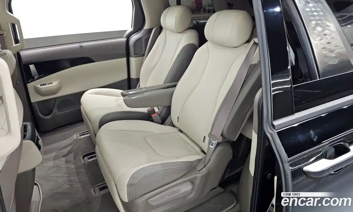 Kia Canival 2025 2.2 Автомат в Москве № 132038, фото 8