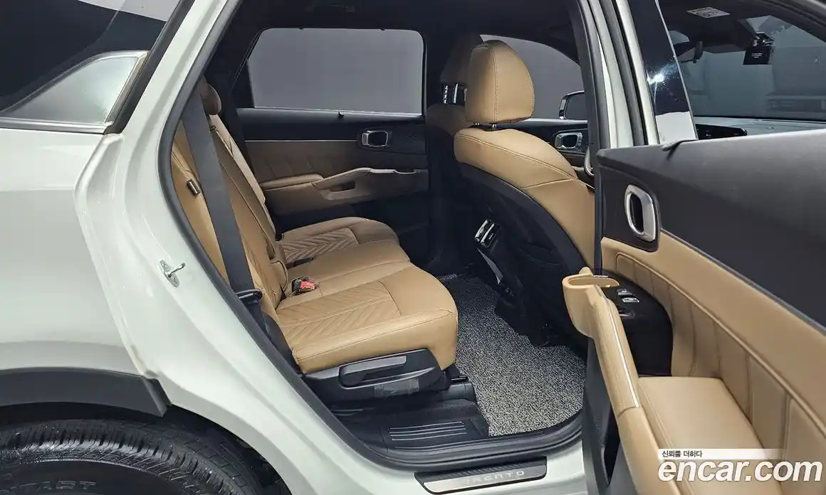 Kia Sorento 2024 1.6 Автомат в Москве № 132268, фото 14