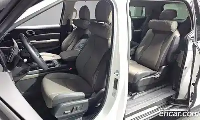 Kia Canival 2025 2.2 Автомат в Москве № 133240, миниатюра 11