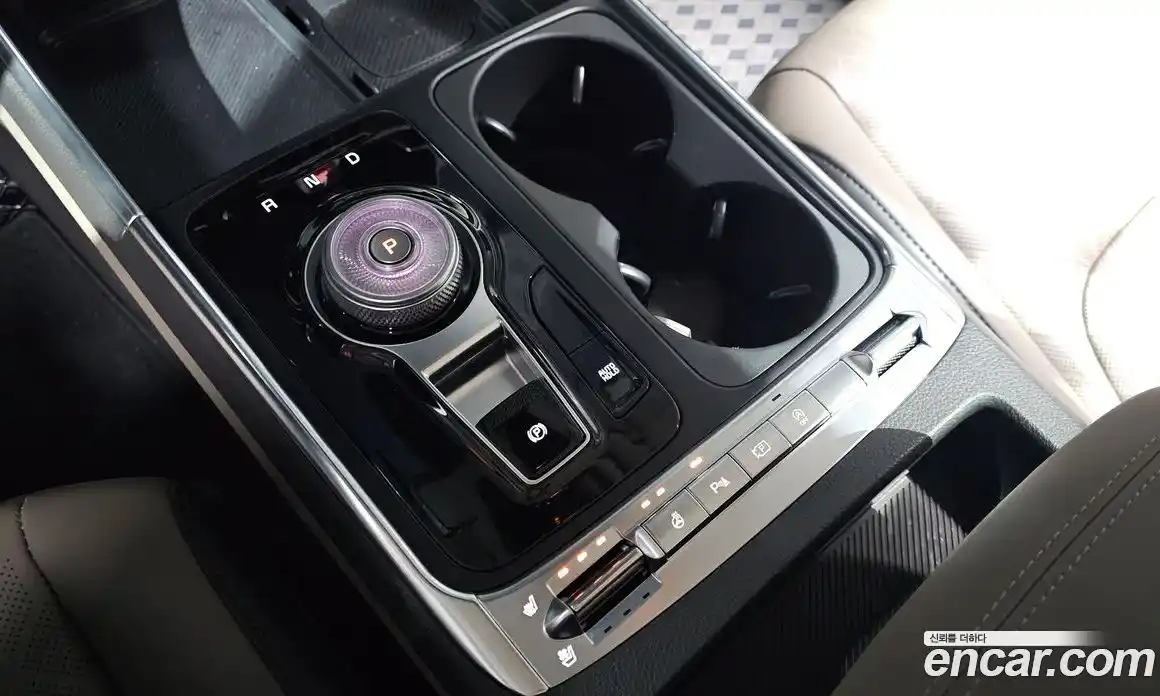 Kia Canival 2025 2.2 Автомат в Москве № 133240, фото 4