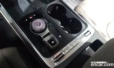 Kia Canival 2025 2.2 Автомат в Москве № 133240, миниатюра 4