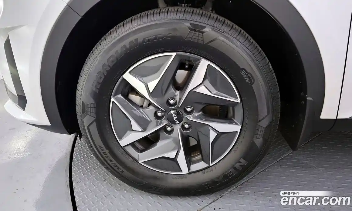 Kia Sorento 2022 1.6 Автомат в Москве № 133920, фото 8