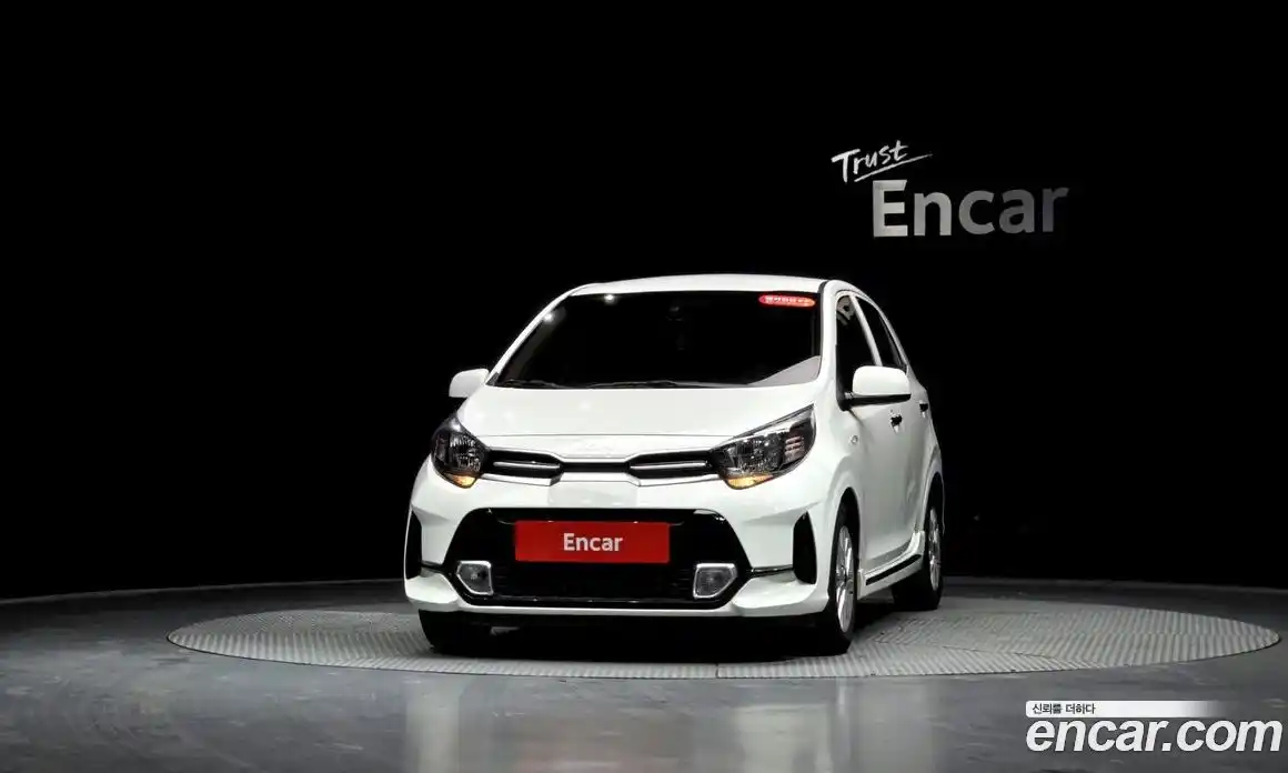 Kia Morning 2023 1.0 Автомат в Москве № 133954, фото 15