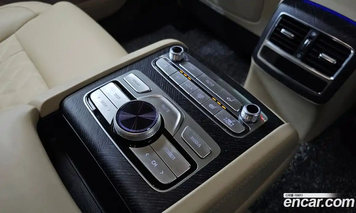 Kia K9 2022 3.8 Автомат в Москве № 134364, фото 4