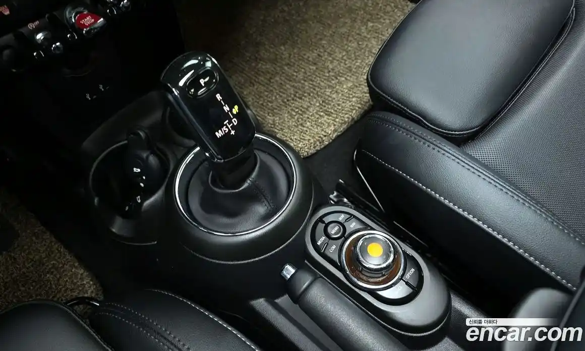 Mini Cooper 2020 1.5 Автомат в Москве № 137771, фото 18