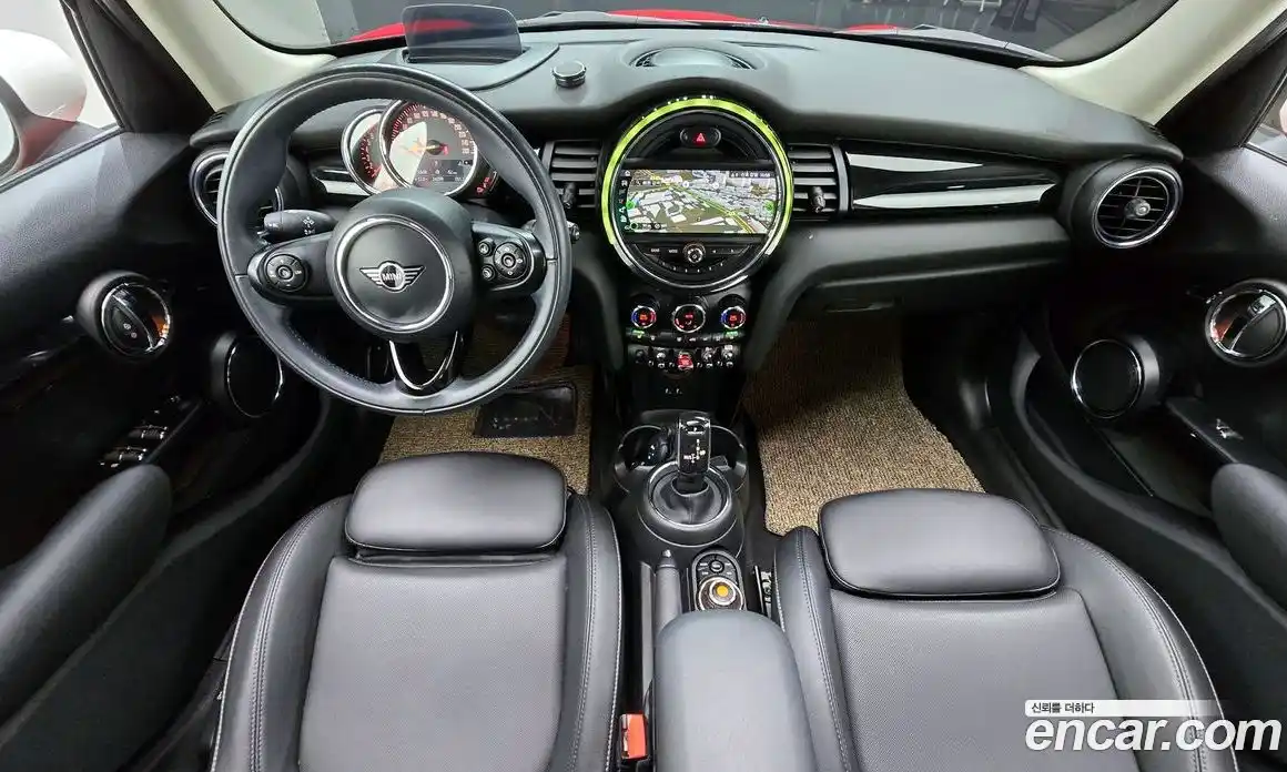 Mini Cooper 2020 1.5 Автомат в Москве № 137771, фото 3