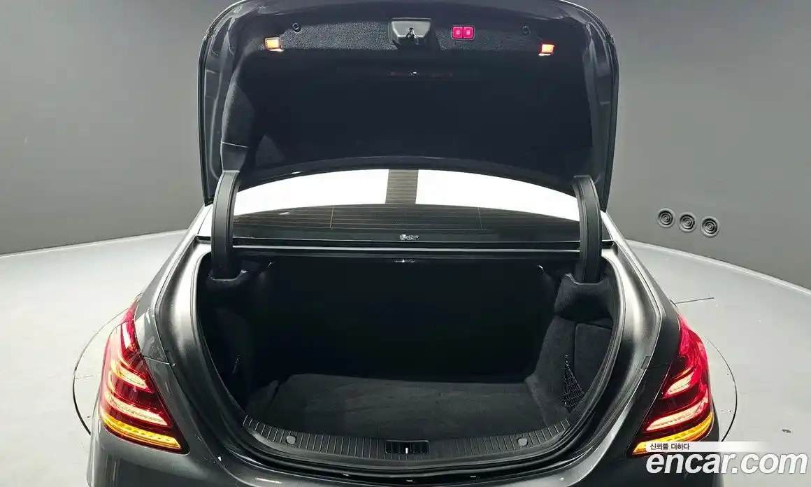 Mercedes-Benz S-Class 2019 2.9 Автомат в Москве № 141415, фото 15