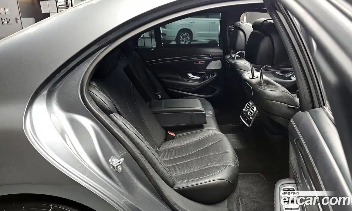 Mercedes-Benz S-Class 2019 2.9 Автомат в Москве № 141415, фото 17