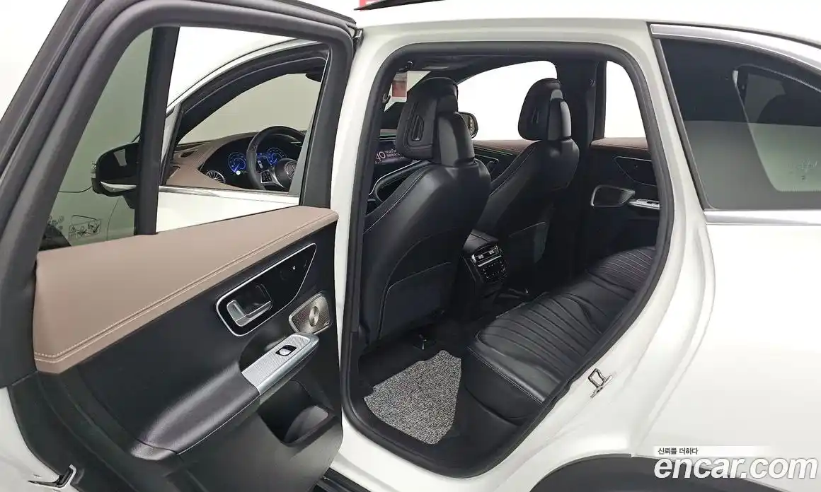 Mercedes-Benz EQE 2023 0.3 Автомат в Москве № 143151, фото 16